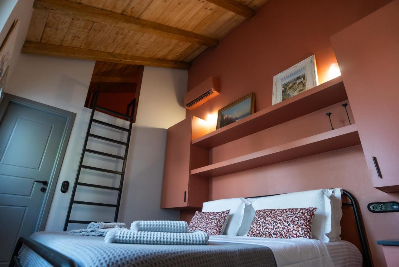 Villa Hermes In Anafiotika Athens ! 외부 사진
